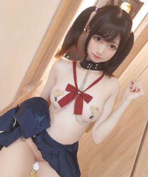 吃岳让我吃她奶